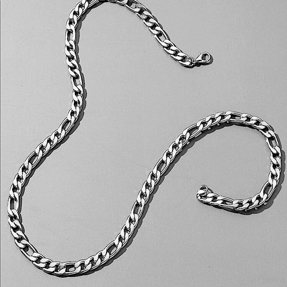 STAINLESS STEEL FIGARO CHAIN LINK NECKLACE - Picture 3 of 16